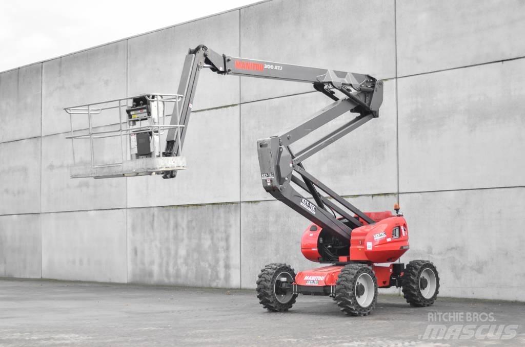 Manitou 200 ATJ رافعات سلة مفصلية