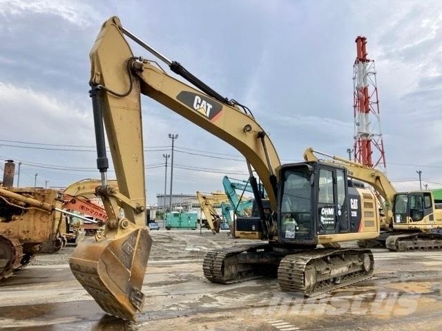 CAT 320 E حفارات زحافة