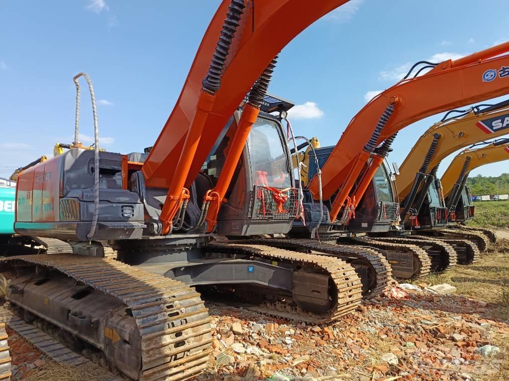 Hitachi ZX240 حفارات زحافة
