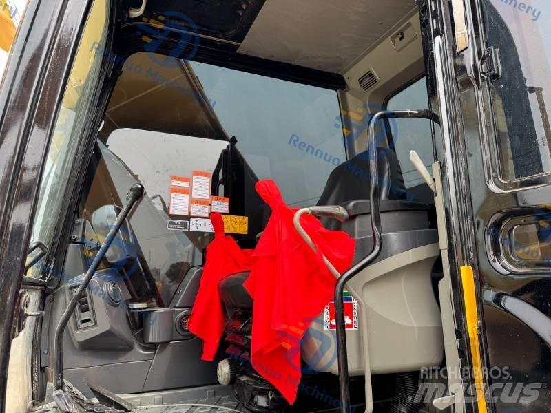 CAT 320CL حفارات زحافة