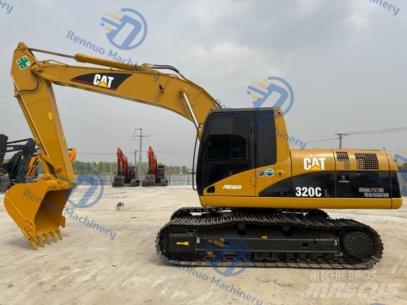 CAT 320CL حفارات زحافة