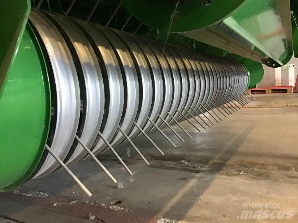 John Deere V461M محزمات مستديرة