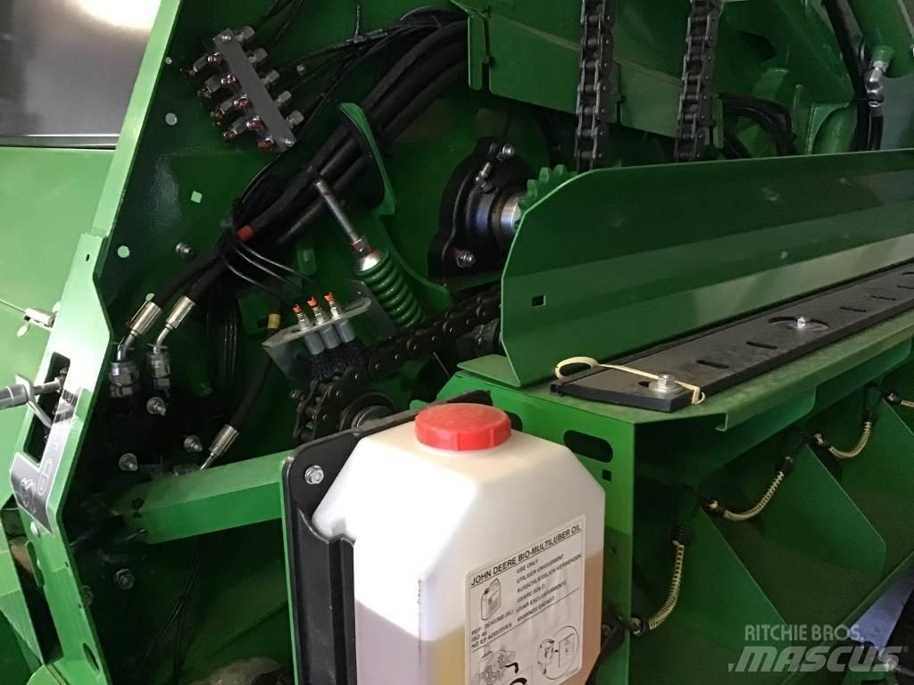 John Deere V461M محزمات مستديرة