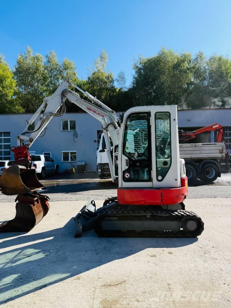 Takeuchi TB 138 FR حفارات صغيرة أقل من 7 طن (حفارات صغيرة)