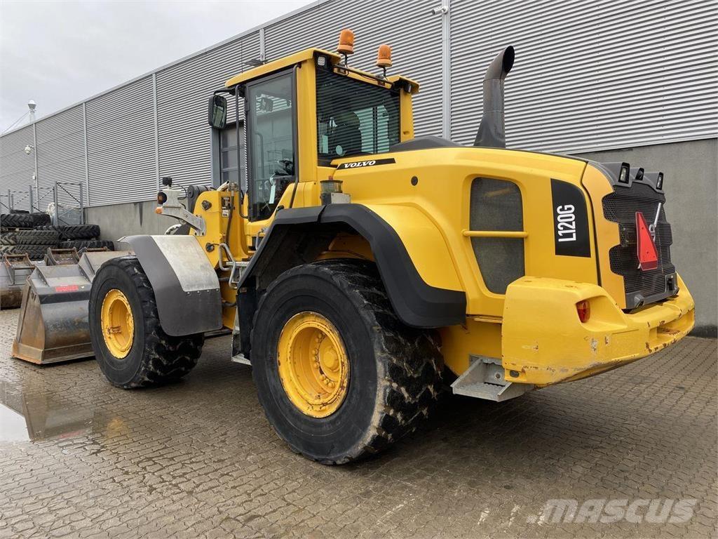 Volvo L120G لوادر بعجل