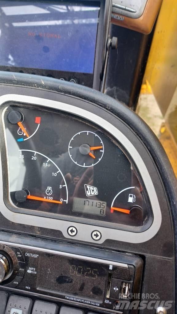 JCB 541-70 معدات مناولة لأغراض الزراعة