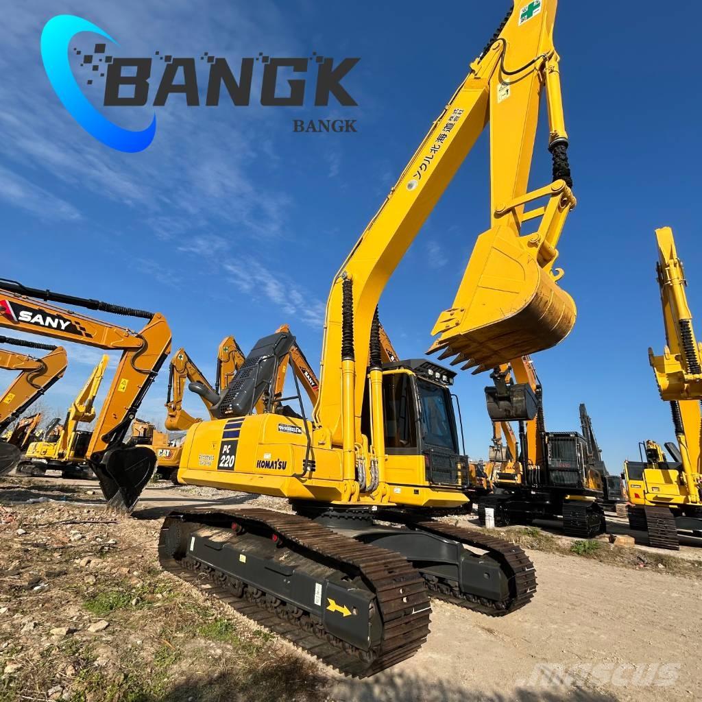 Komatsu PC 220 حفارات زحافة