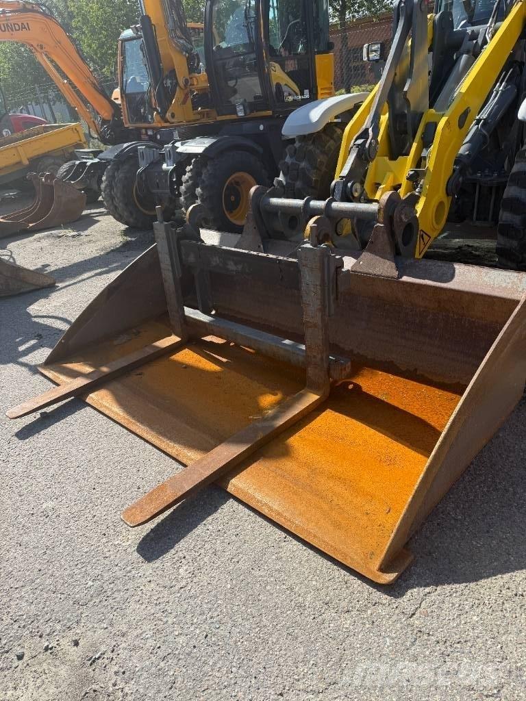 Kramer 8155 لوادر بعجل