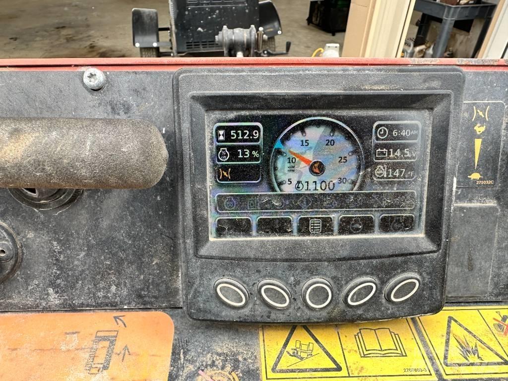 Ditch Witch SK 1050 لوادر انزلاقية التوجيه