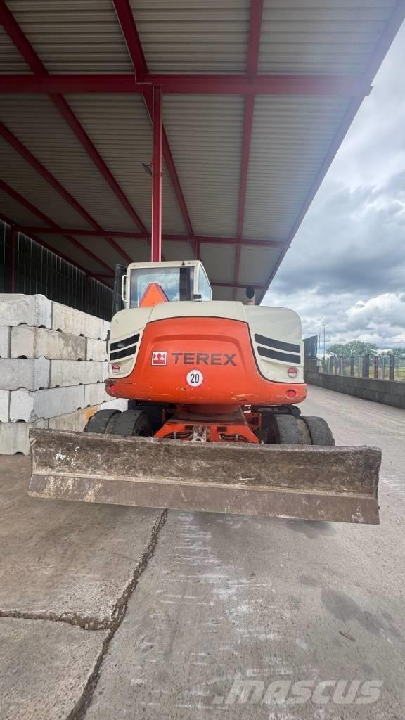 Yanmar TW 85 حفارات بعجل