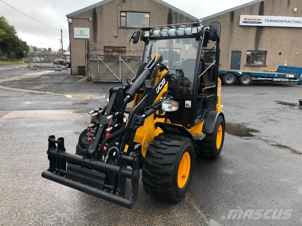 JCB 403 E معدات مناولة لأغراض الزراعة