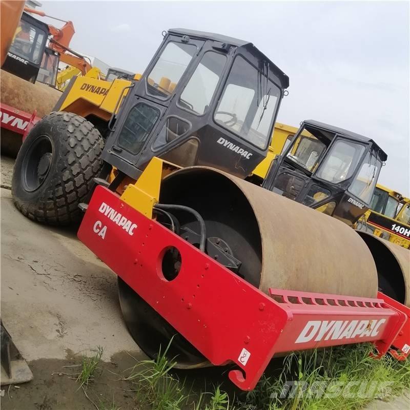 Dynapac CA 301 D مداحل أحادية الأسطوانة