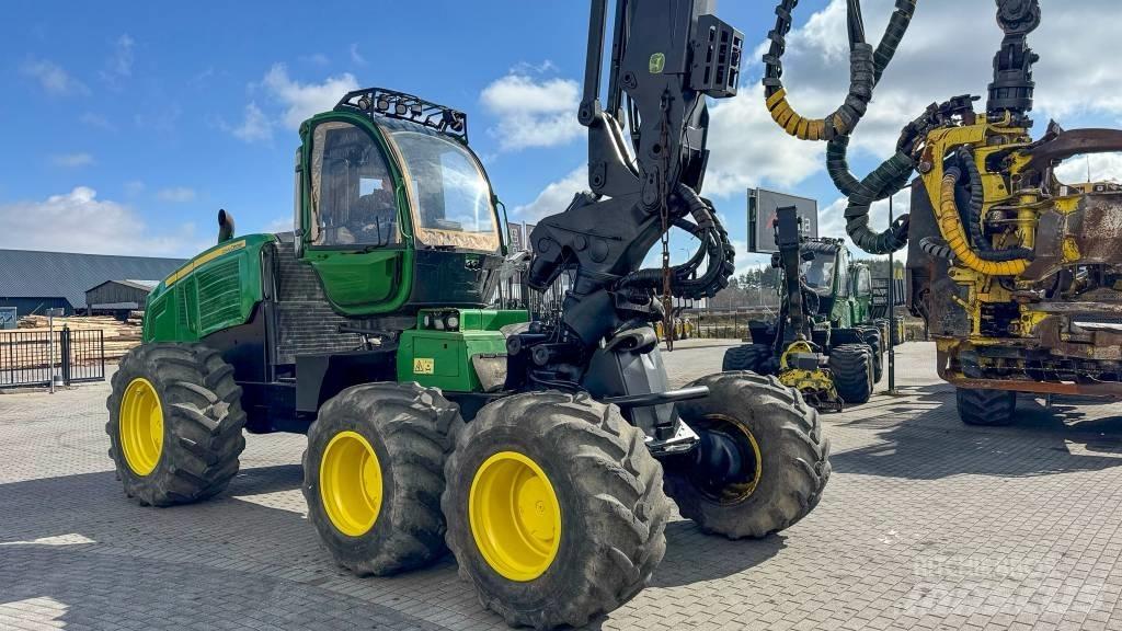 John Deere 1270 E حصادات