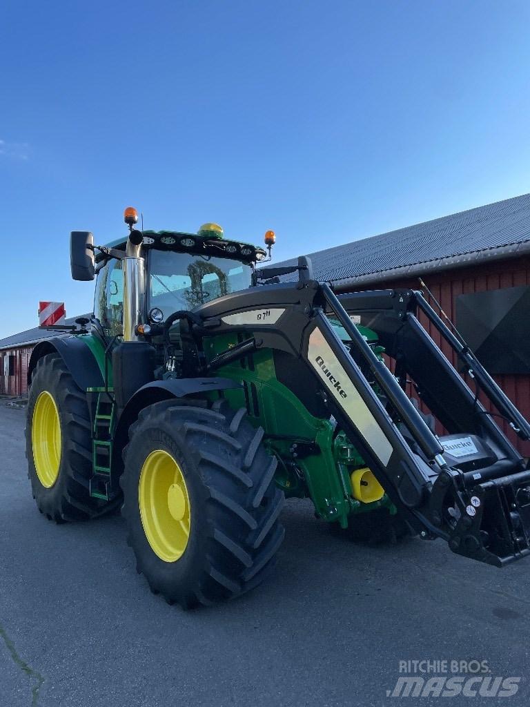John Deere 6R 250 الجرارات