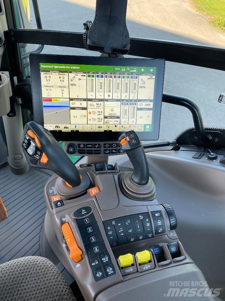John Deere 6R 250 الجرارات