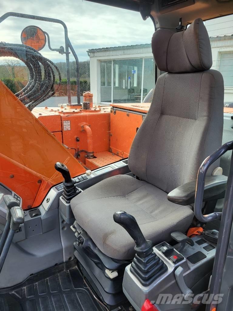 Doosan DX 140 LCR-3 حفارات زحافة