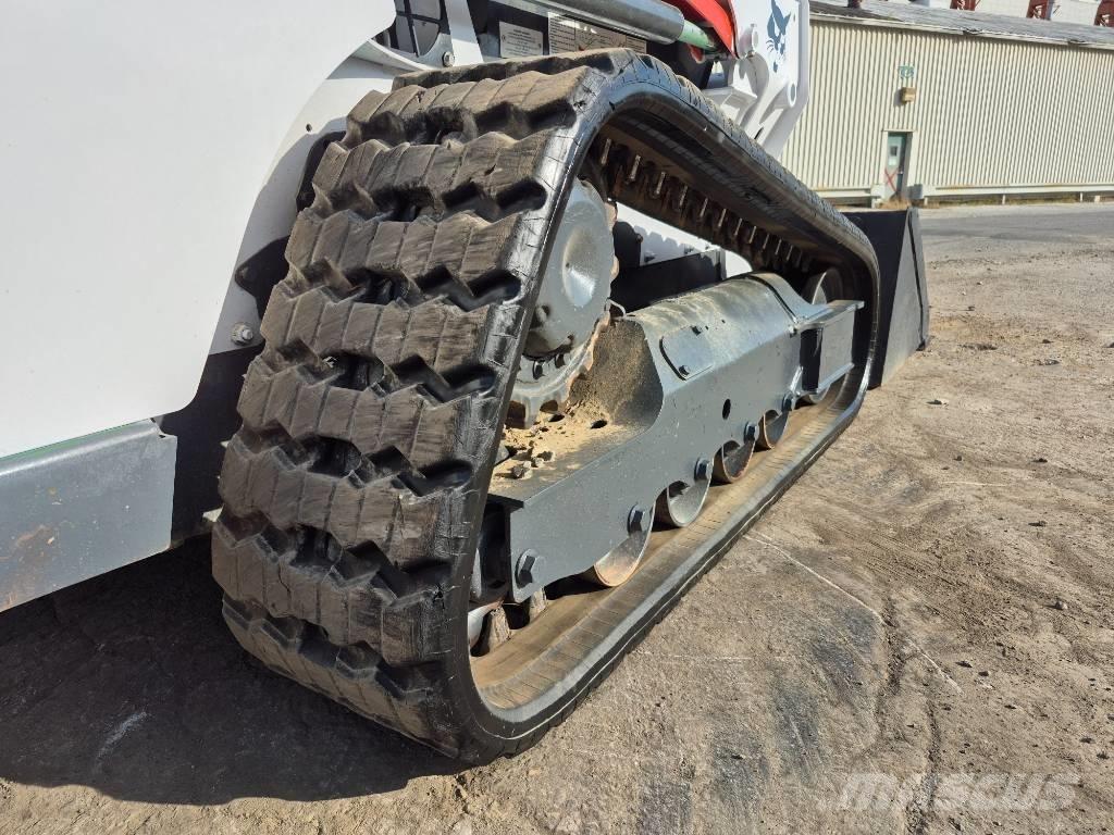Bobcat T 550 لوادر انزلاقية التوجيه