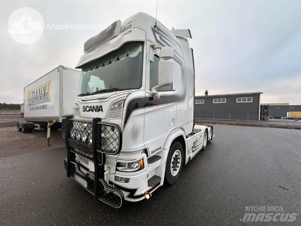 Scania R 540 وحدات الجر