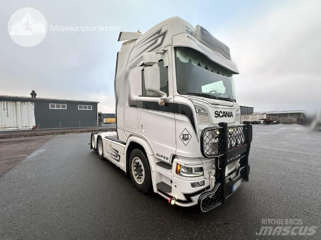 Scania R 540 وحدات الجر