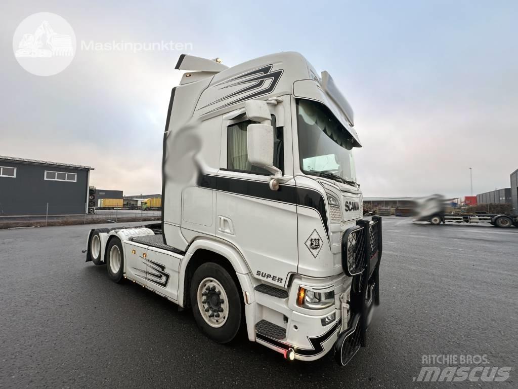 Scania R 540 وحدات الجر