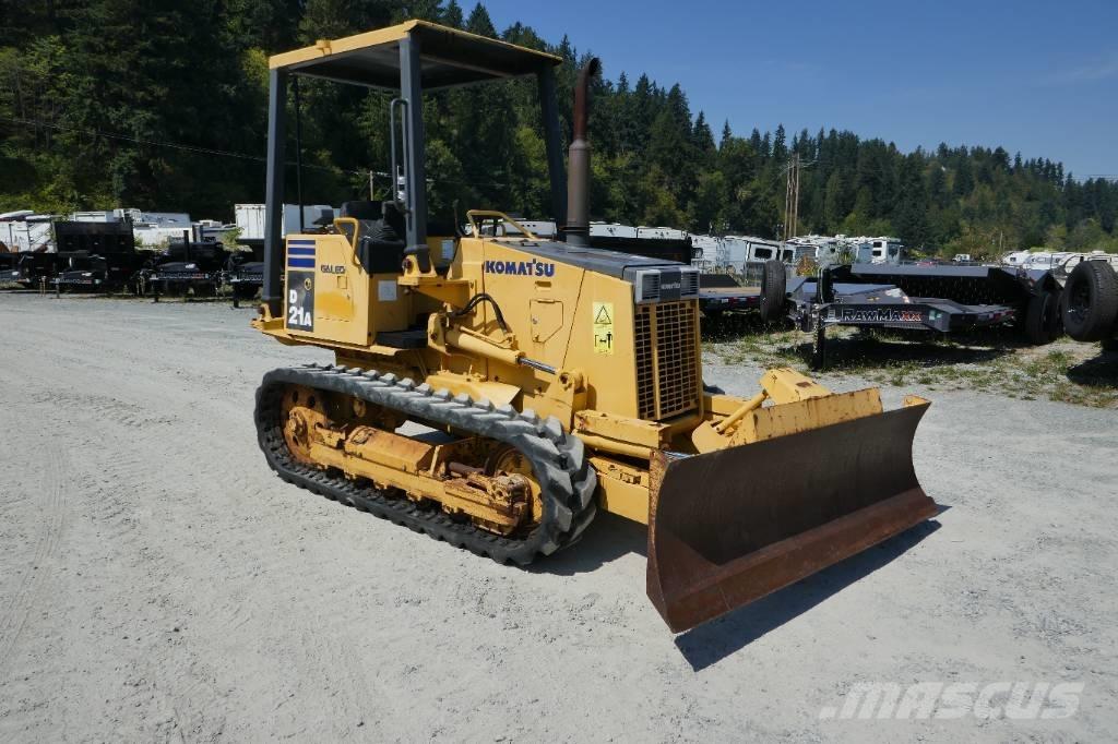 Komatsu D 21 A-8 بلدوزرات مجنزرة