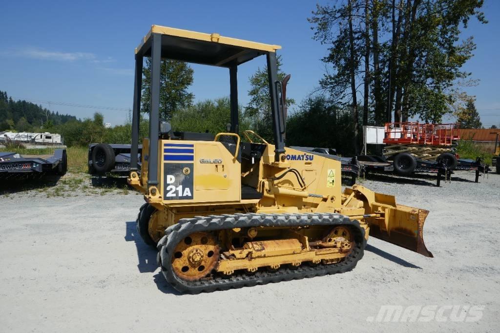 Komatsu D 21 A-8 بلدوزرات مجنزرة
