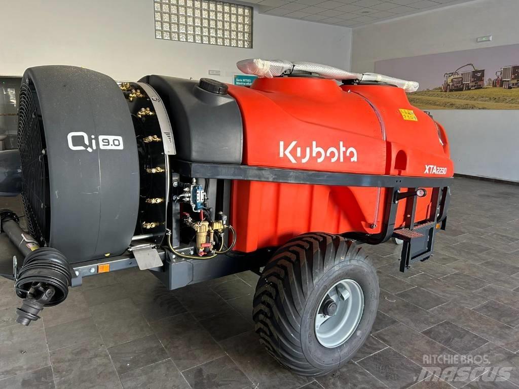 Kubota XTA2230 رشاشات