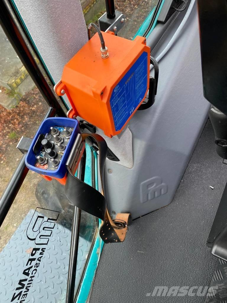 Pfanzelt felix 214.5 شاحنات