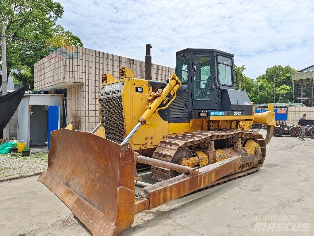 Shantui SD 22 بلدوزرات مجنزرة