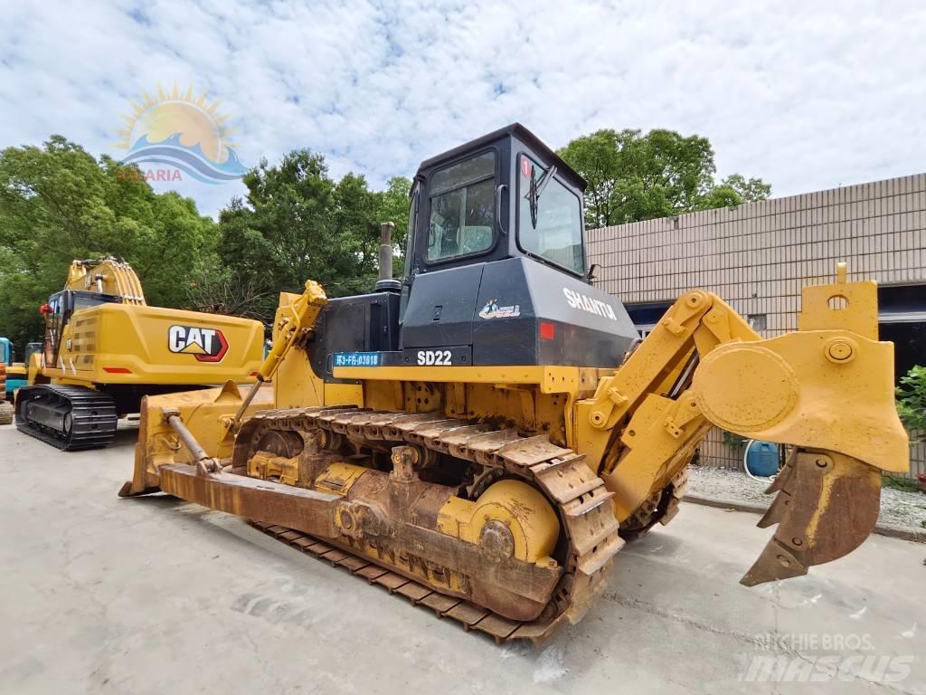 Shantui SD 22 بلدوزرات مجنزرة