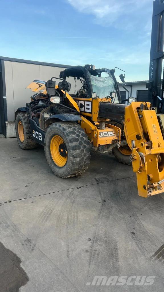 JCB 538-70 معدات مناولة لأغراض الزراعة