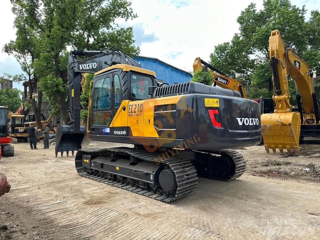 Volvo EC 210 B LC حفارات زحافة