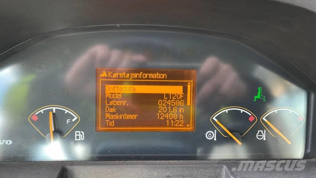 Volvo L 120 F لوادر بعجل