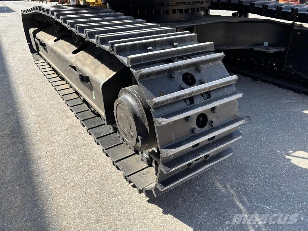 CAT 336 حفارات زحافة