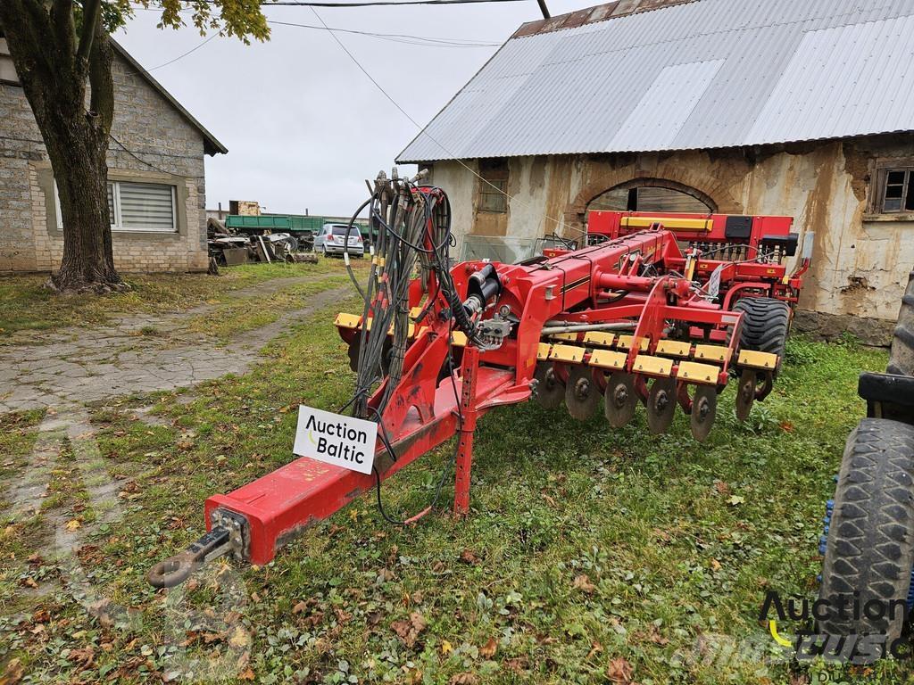 Väderstad TD300 مثاقيب مدمجة