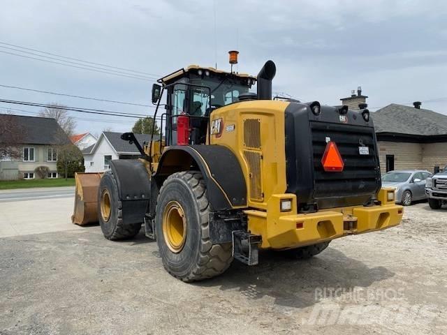 CAT 966 M لوادر بعجل