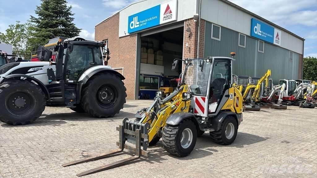 Wacker Neuson WL28 لوادر بعجل