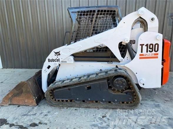 Bobcat T190 لوادر انزلاقية التوجيه