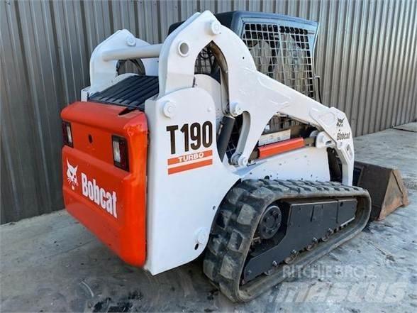 Bobcat T190 لوادر انزلاقية التوجيه