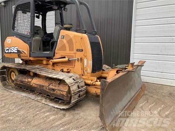 CASE 650K 2 بلدوزرات مجنزرة