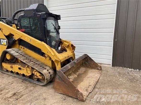 CAT 299D2 XHP لوادر انزلاقية التوجيه