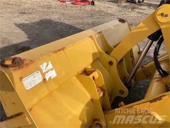 CAT 420F2 لوادر ذات جرافات عكسية