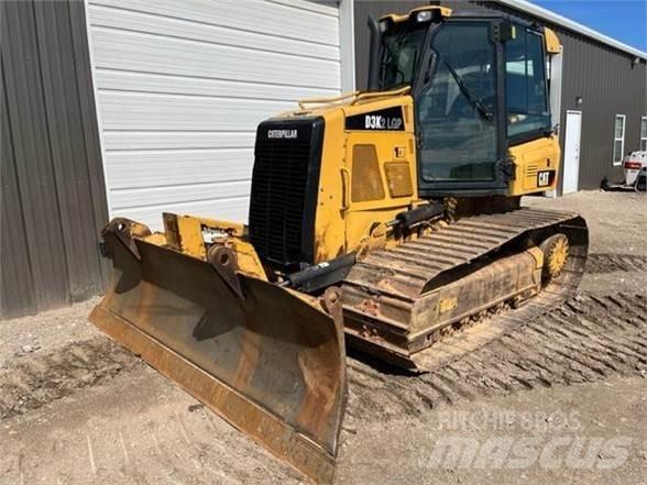 CAT D3K2 LGP بلدوزرات مجنزرة