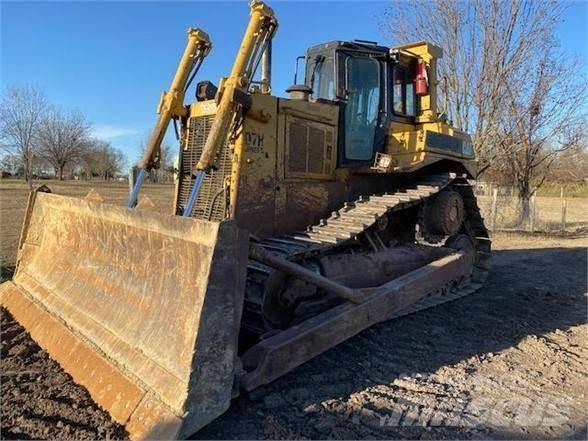 CAT D7H II بلدوزرات مجنزرة