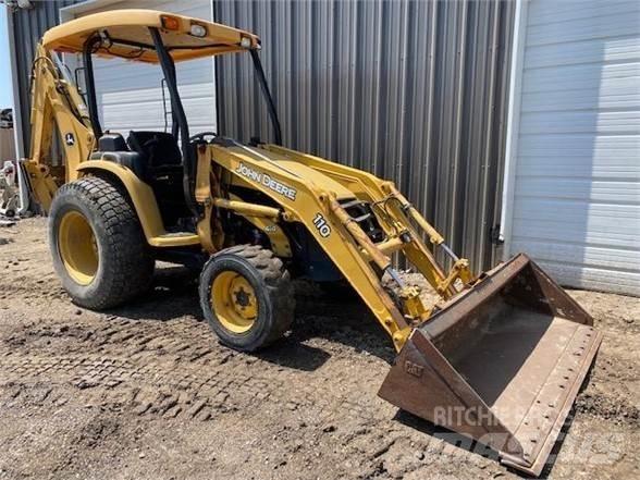 John Deere 110 لوادر ذات جرافات عكسية