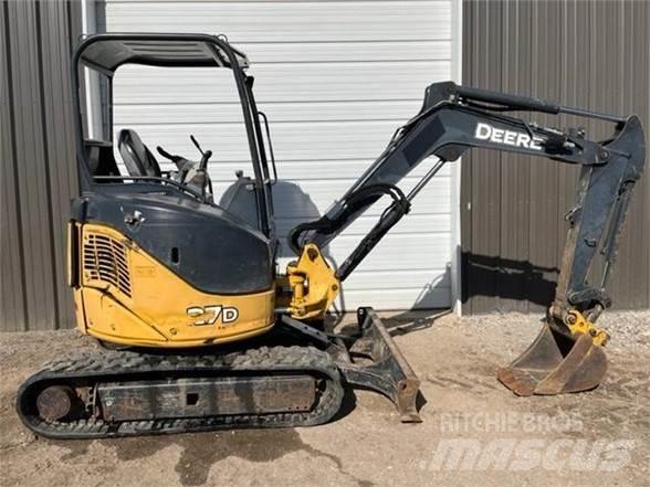 John Deere 27D حفارات صغيرة أقل من 7 طن (حفارات صغيرة)