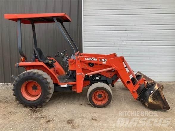 Kubota L35 لوادر بعجل