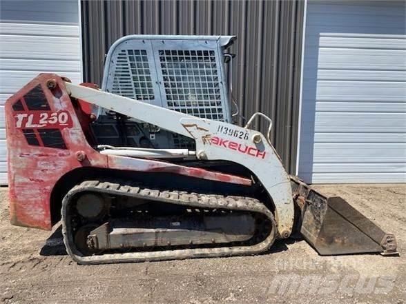 Takeuchi TL250 لوادر انزلاقية التوجيه