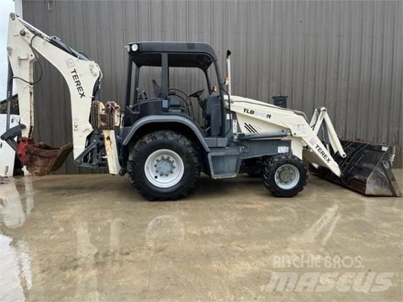 Terex TLB840R لوادر ذات جرافات عكسية