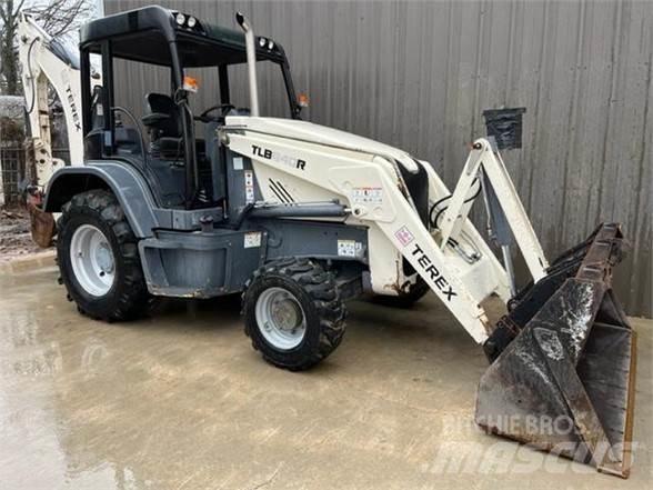 Terex TLB840R لوادر ذات جرافات عكسية